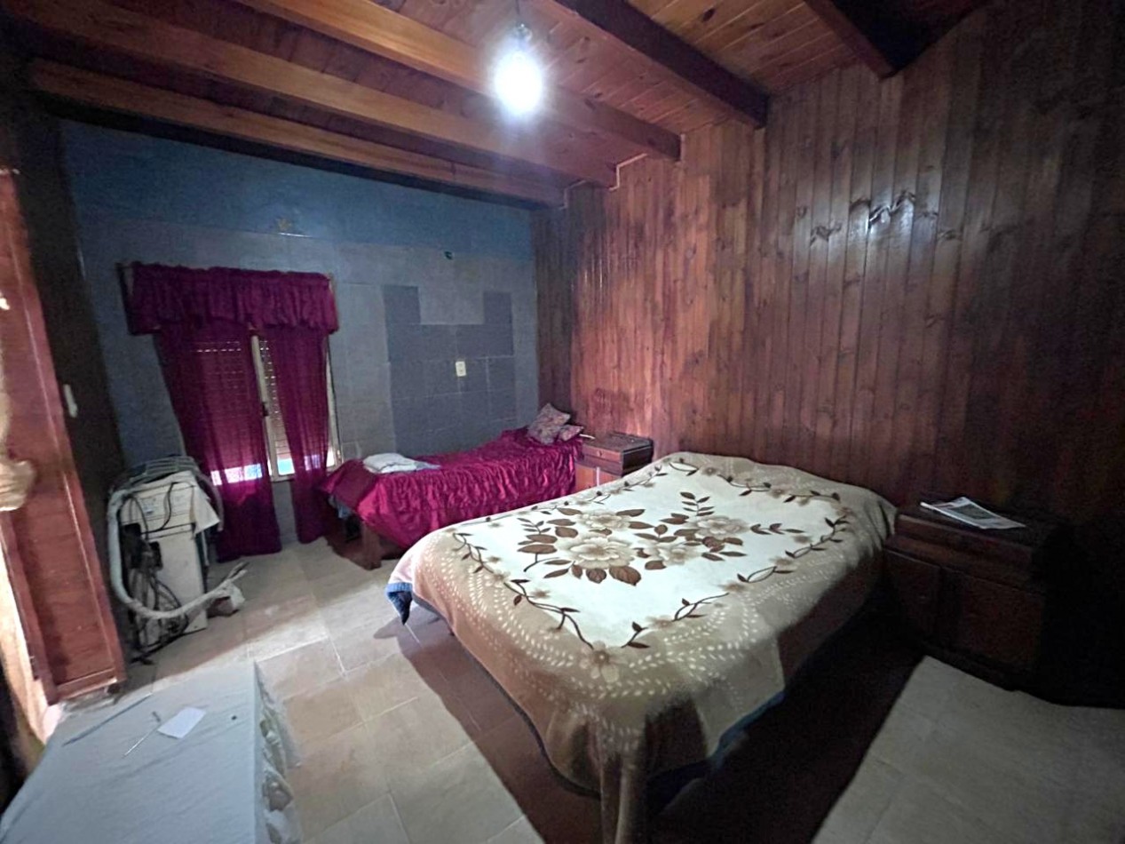 Fray Luis Beltran, Maipu 2200, casa 3 dormitorios + dos departamentos independientes.