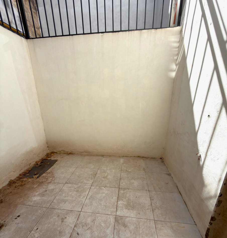 Callao 600, Departamento interno tipo duplex - 1 dormitorio 