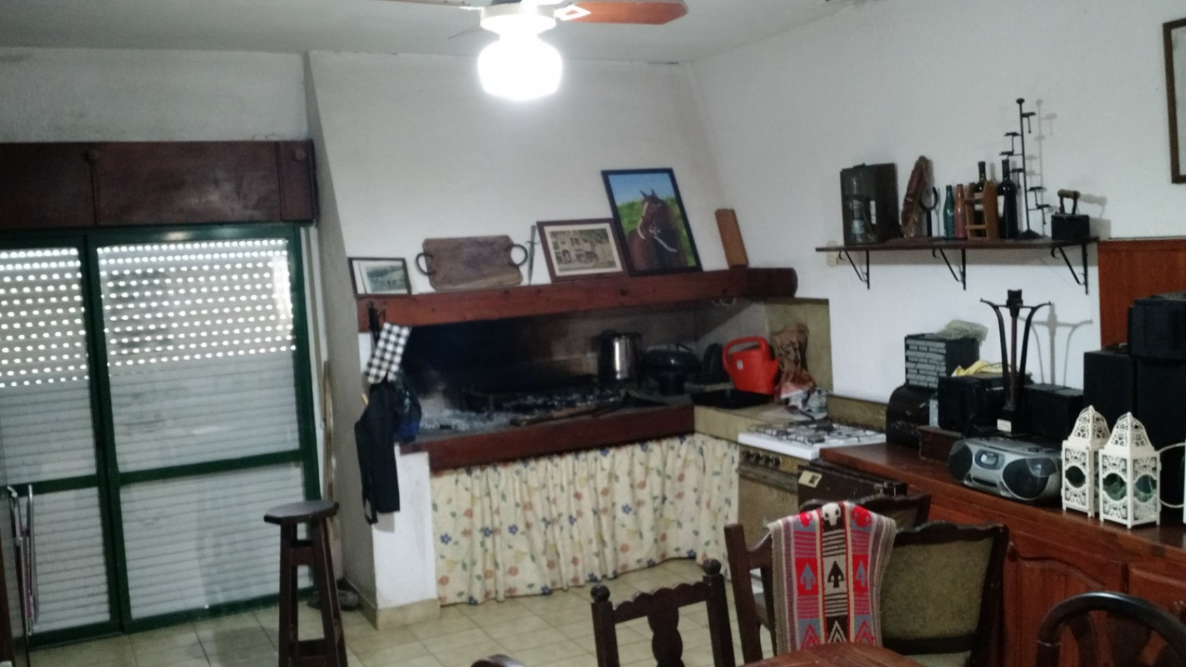 Santa Teresa, Av. Sarmiento 100, Excelente propiedad, 4 dormitorios, Jardin, Pileta