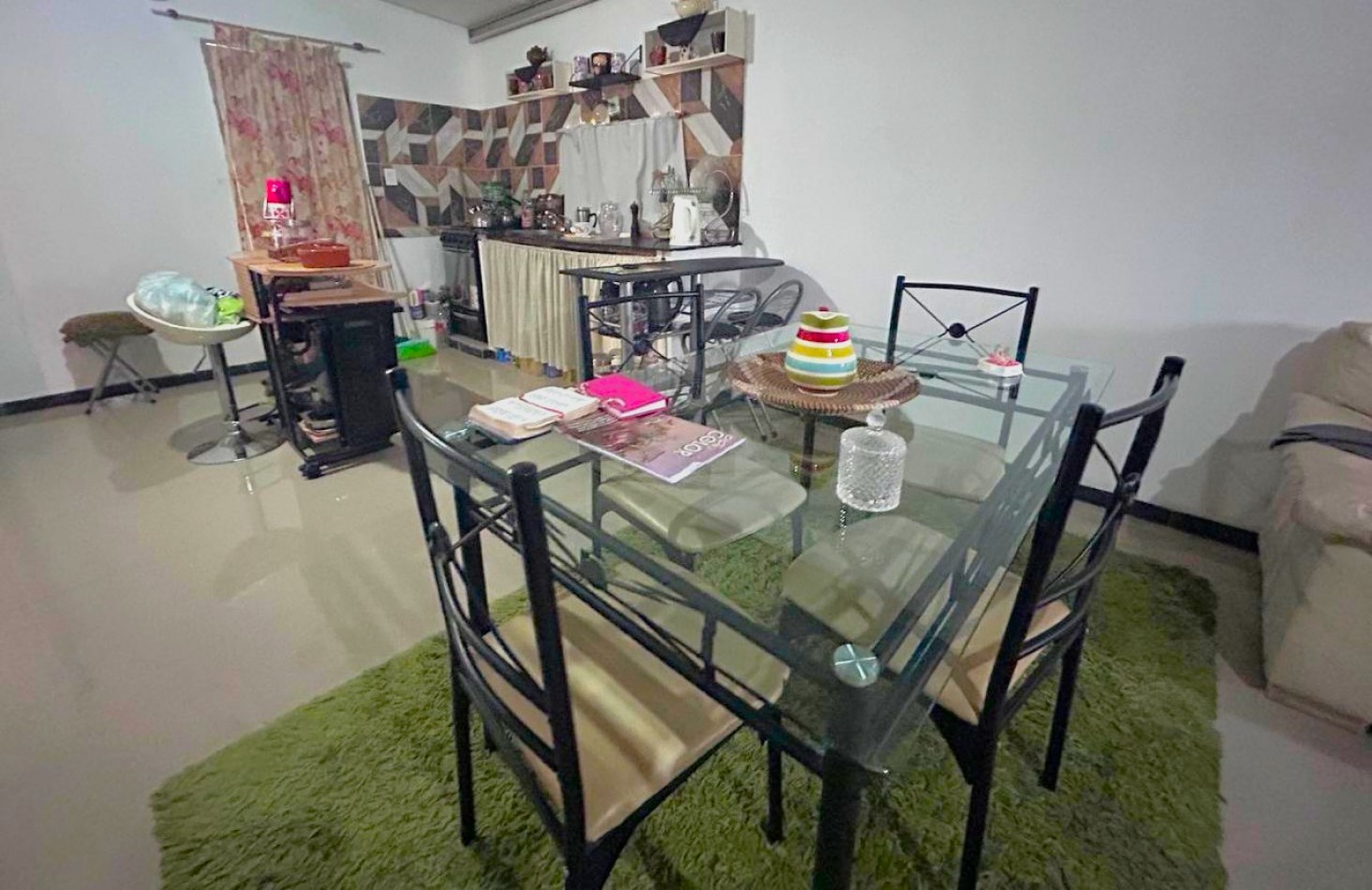 Parque Habitacional Ibarlucea, casa dos dormitorios con patio amplio, terreno de 300 m2