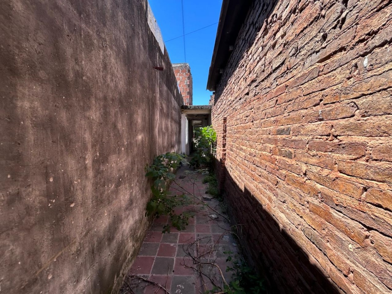 San Martin 6600, terreno interno, construccion a reciclar.