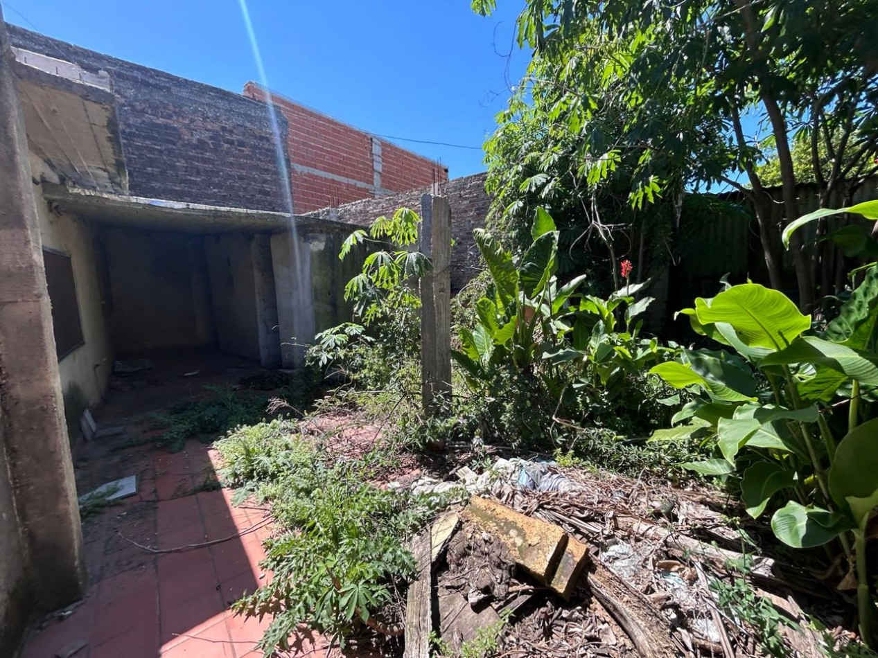 San Martin 6600, terreno interno, construccion a reciclar.