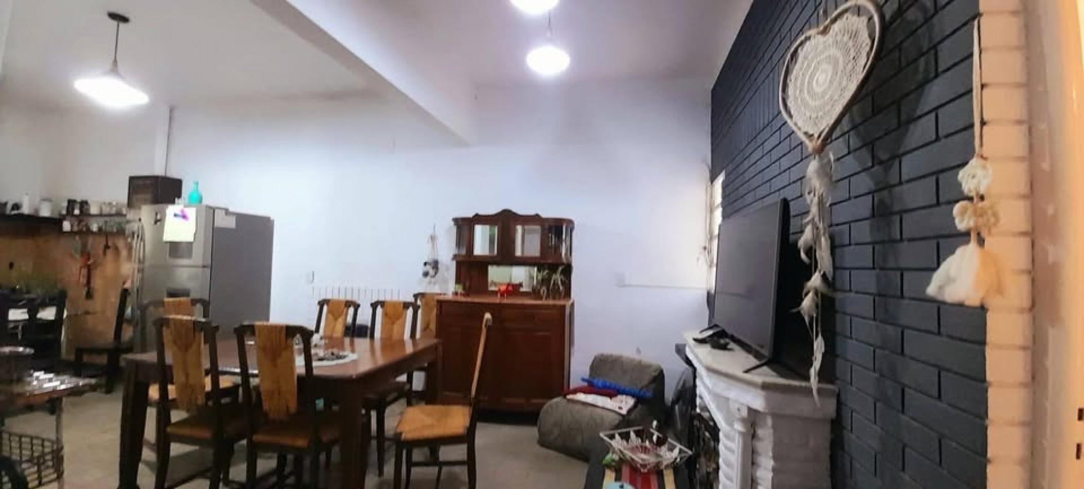 Centenario 700, propiedad de dos dormitorios, con patio y terraza