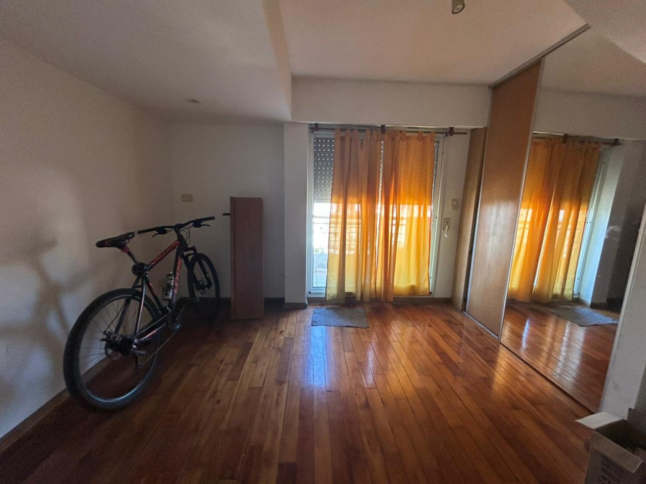 Dorrego 1300, Duplex en 11vo piso, dos dormitorios, balcones.