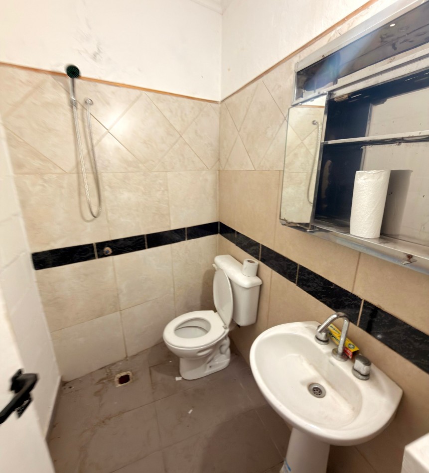 A estrenar, Galpon 110M2, en venta - Union 2600, Rosario