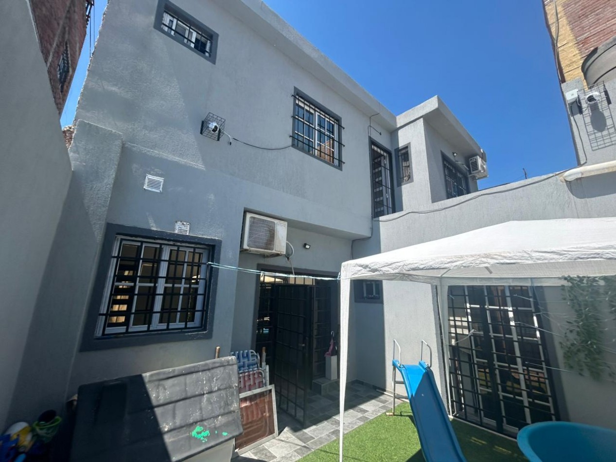 Sadi Carnot 6000 (a 2 cuadras de San Martin 6000) - Casa interna unica 3 dormitorios, patio, balcon terraza