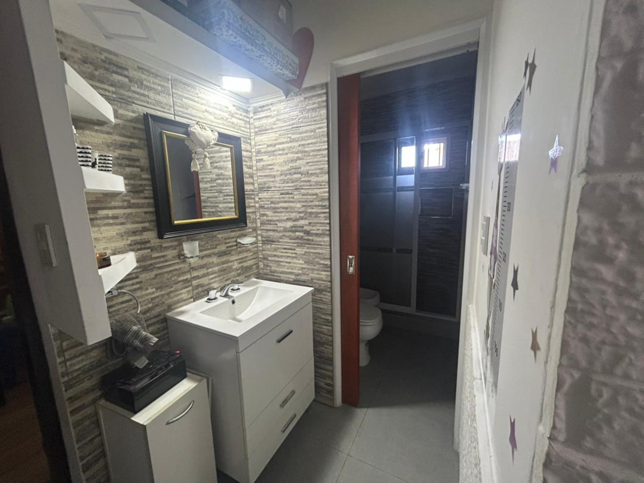 Sadi Carnot 6000 (a 2 cuadras de San Martin 6000) - Casa interna unica 3 dormitorios, patio, balcon terraza