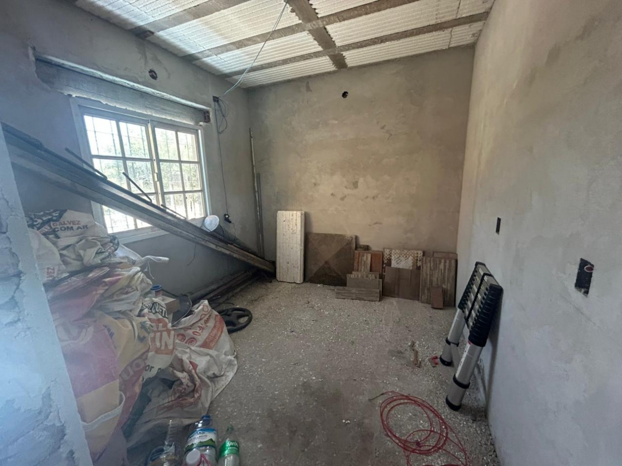 Sadi Carnot 6000 (a 2 cuadras de San Martin 6000) - Casa interna unica 3 dormitorios, patio, balcon terraza