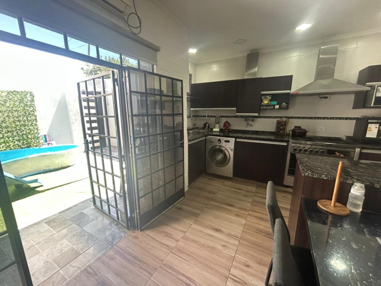 Sadi Carnot 6000 (a 2 cuadras de San Martin 6000) - Casa interna unica 3 dormitorios, patio, balcon terraza