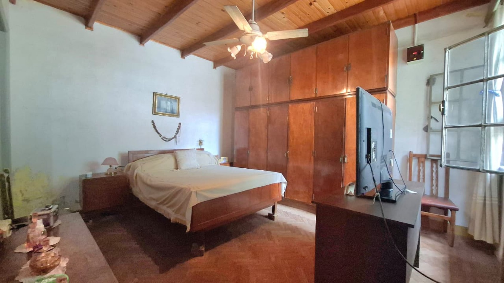 Humberto Primo 1300, 4 dormitorios, quincho, parrillero, pileta + local comercial