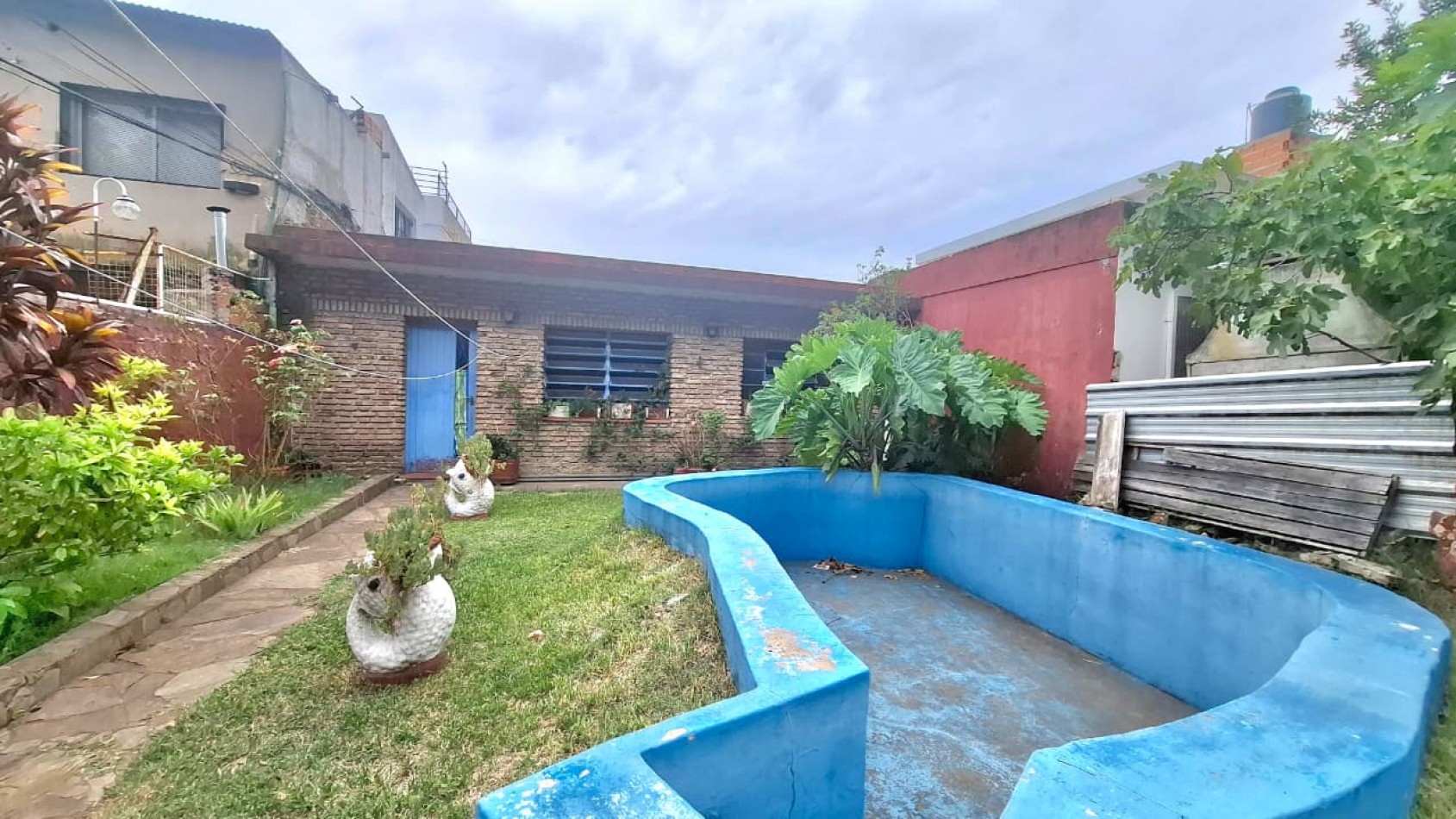 Humberto Primo 1300, 4 dormitorios, quincho, parrillero, pileta + local comercial