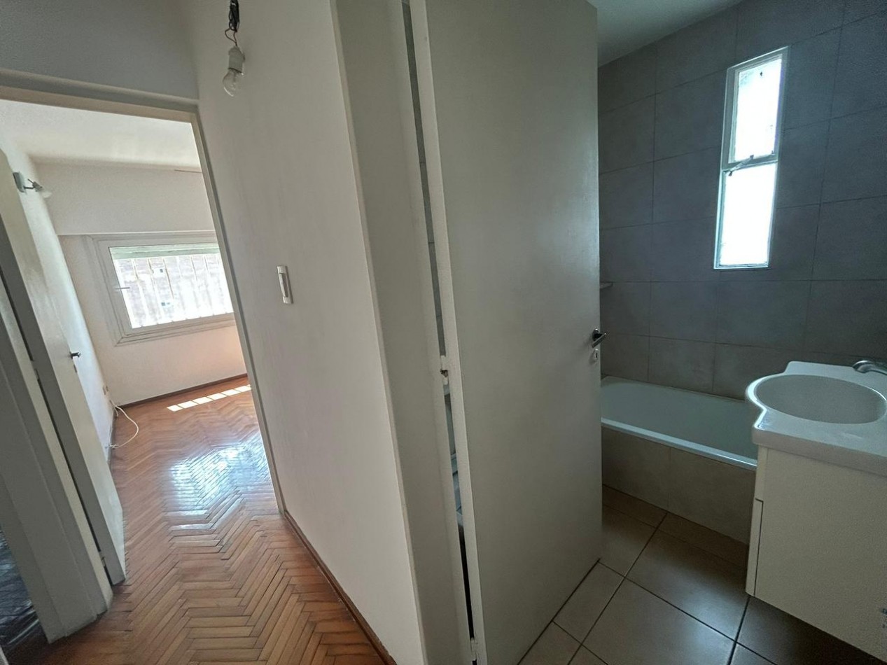 Mendoza al 400, Excelente Calidad, departamento 2 dormitorios.