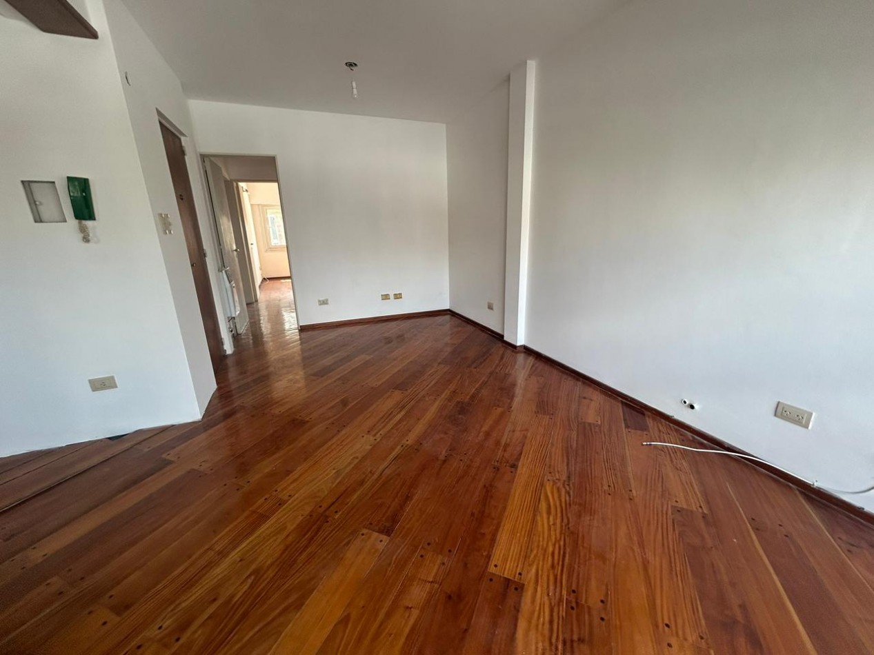 Mendoza al 400, Excelente Calidad, departamento 2 dormitorios.