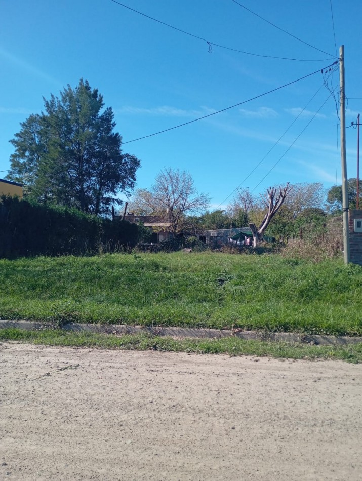 Oliveros, terreno de 525 m2, excelente zona