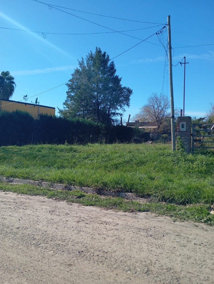 Oliveros, terreno de 525 m2, excelente zona