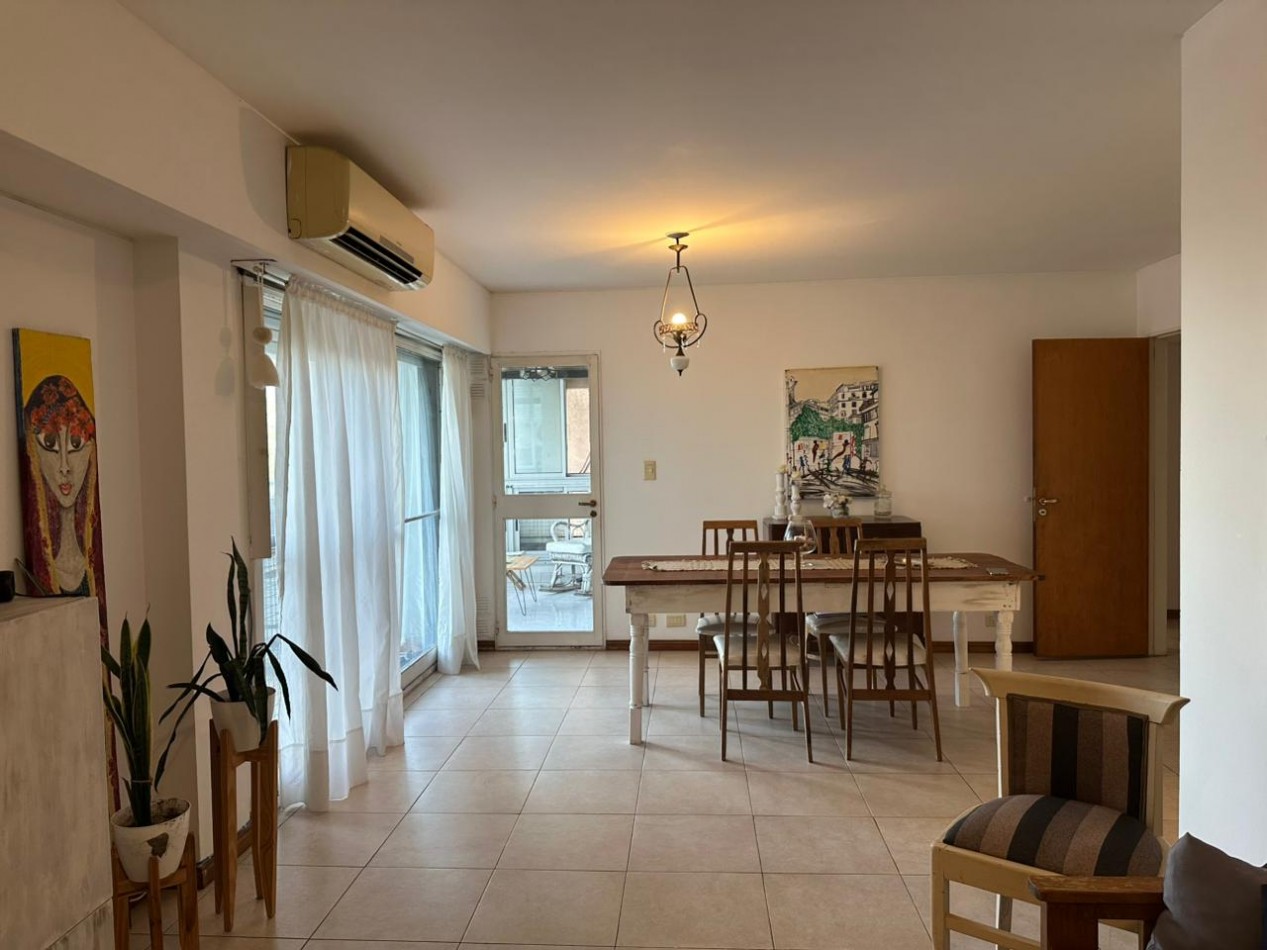 PRIMERO DE MAYO 900, PISO EXCLUSIVO (2 DORMITORIOS + COMODIN) 