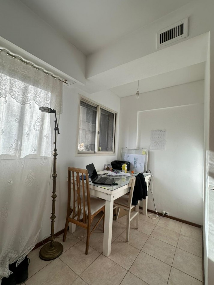 PRIMERO DE MAYO 900, PISO EXCLUSIVO (2 DORMITORIOS + COMODIN) 