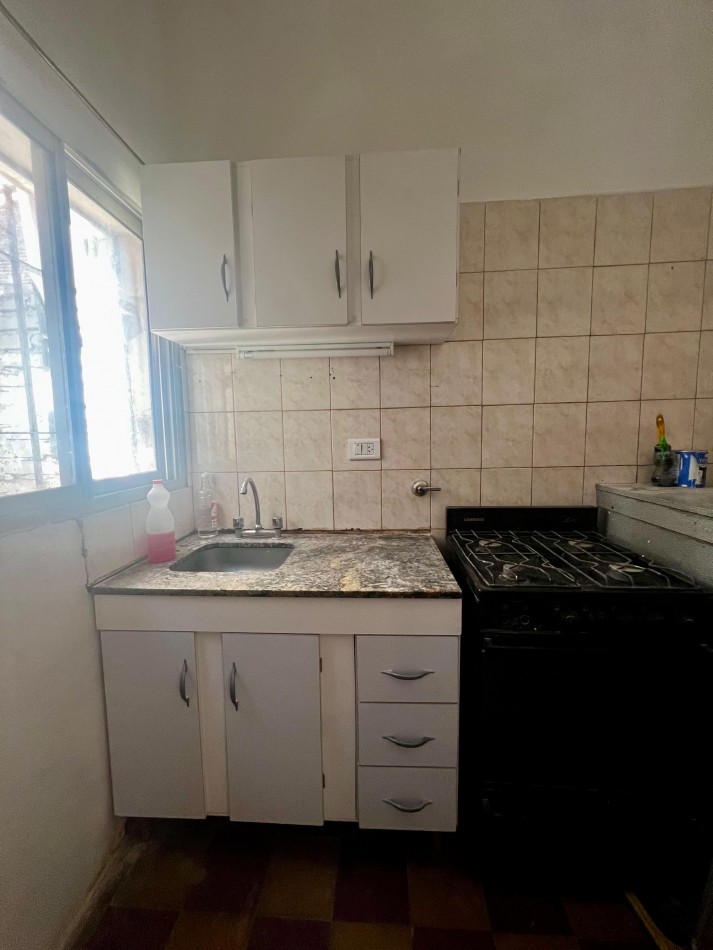 CASA EN ALQUILER,  CENTENO N° 1400, 1 DORMITORIO 