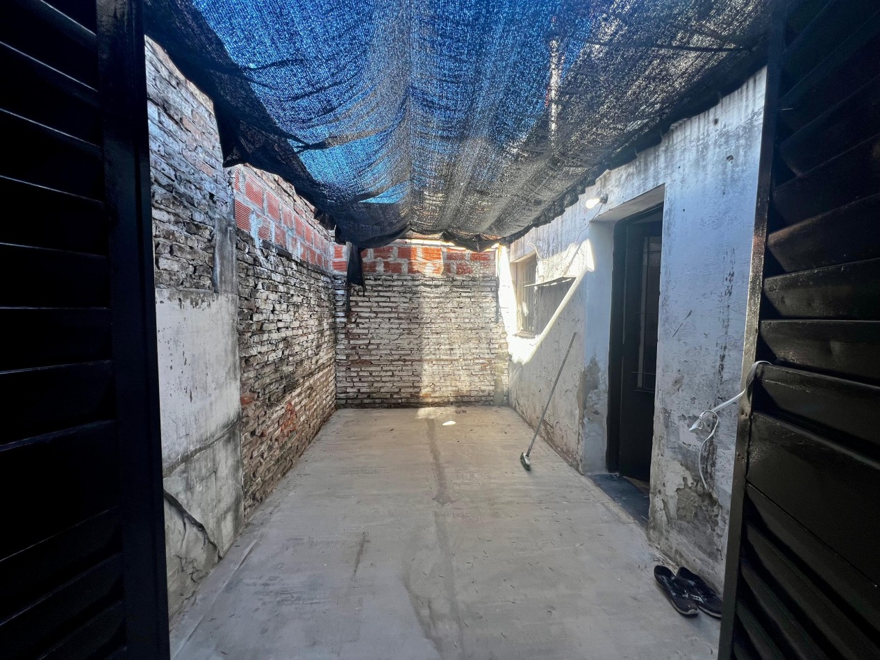 CASA EN ALQUILER,  CENTENO N° 1400, 1 DORMITORIO 