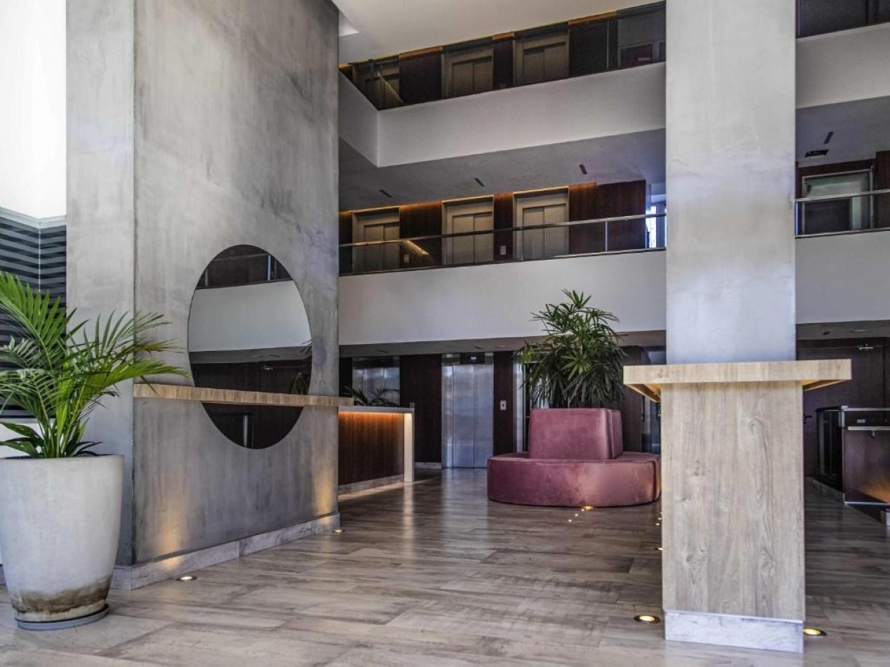 Av Rondeau 100, Hotel Mercure, una habitacion, ideal inversion, excelente calidad y gran ubicacion 