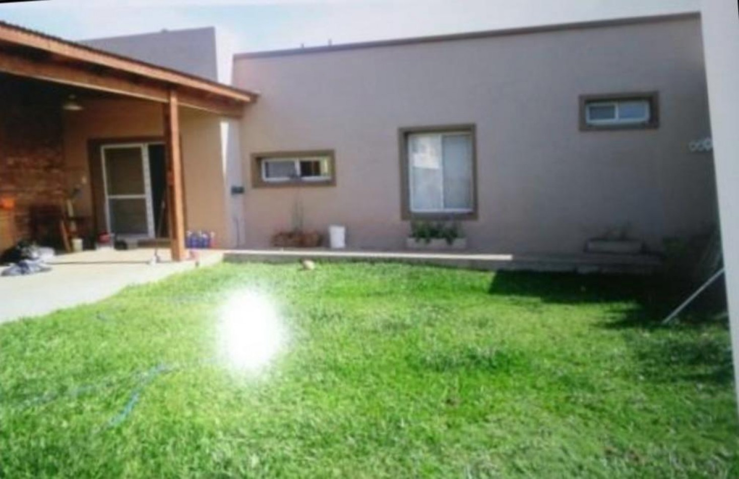 Tierra de sueños 2, M. L. King 2600. Moderna casa con 3 dormitorios, cochera, quincho y pileta!!