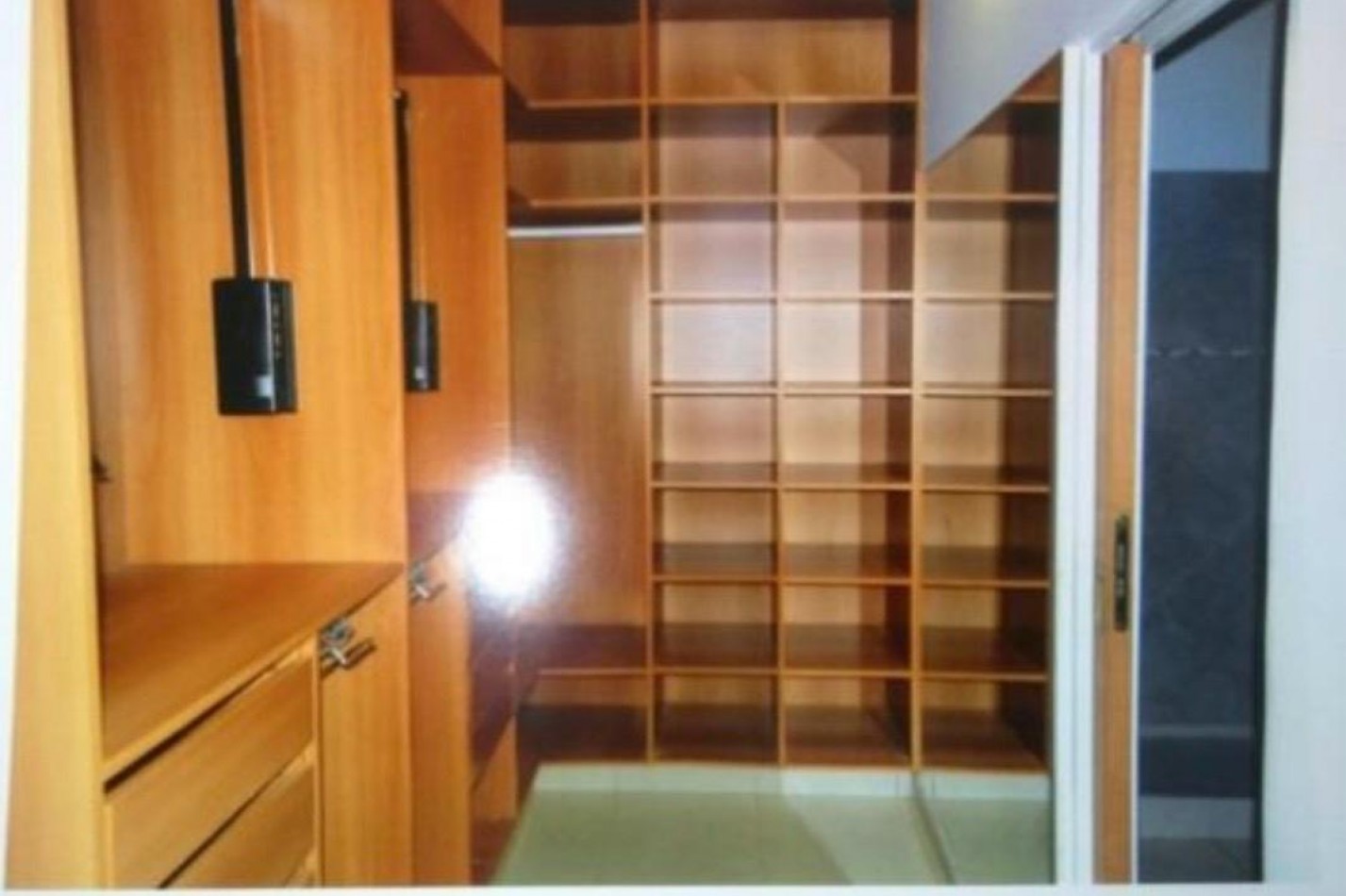 Tierra de sueños 2, M. L. King 2600. Moderna casa con 3 dormitorios, cochera, quincho y pileta!!