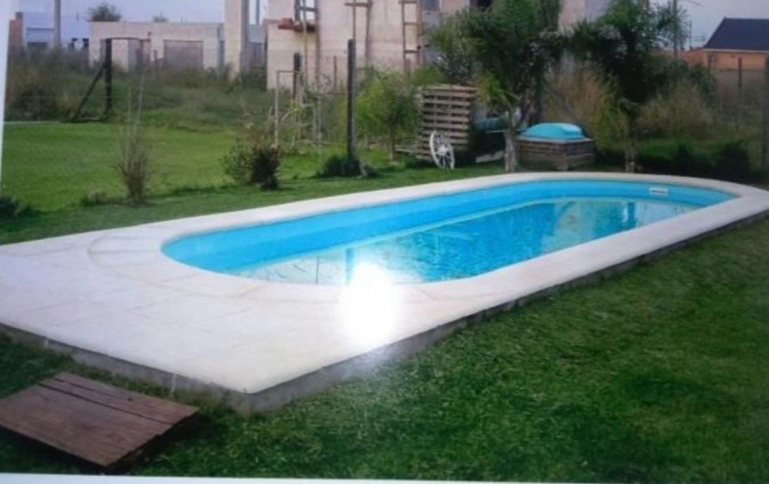 Tierra de sueños 2, M. L. King 2600. Moderna casa con 3 dormitorios, cochera, quincho y pileta!!