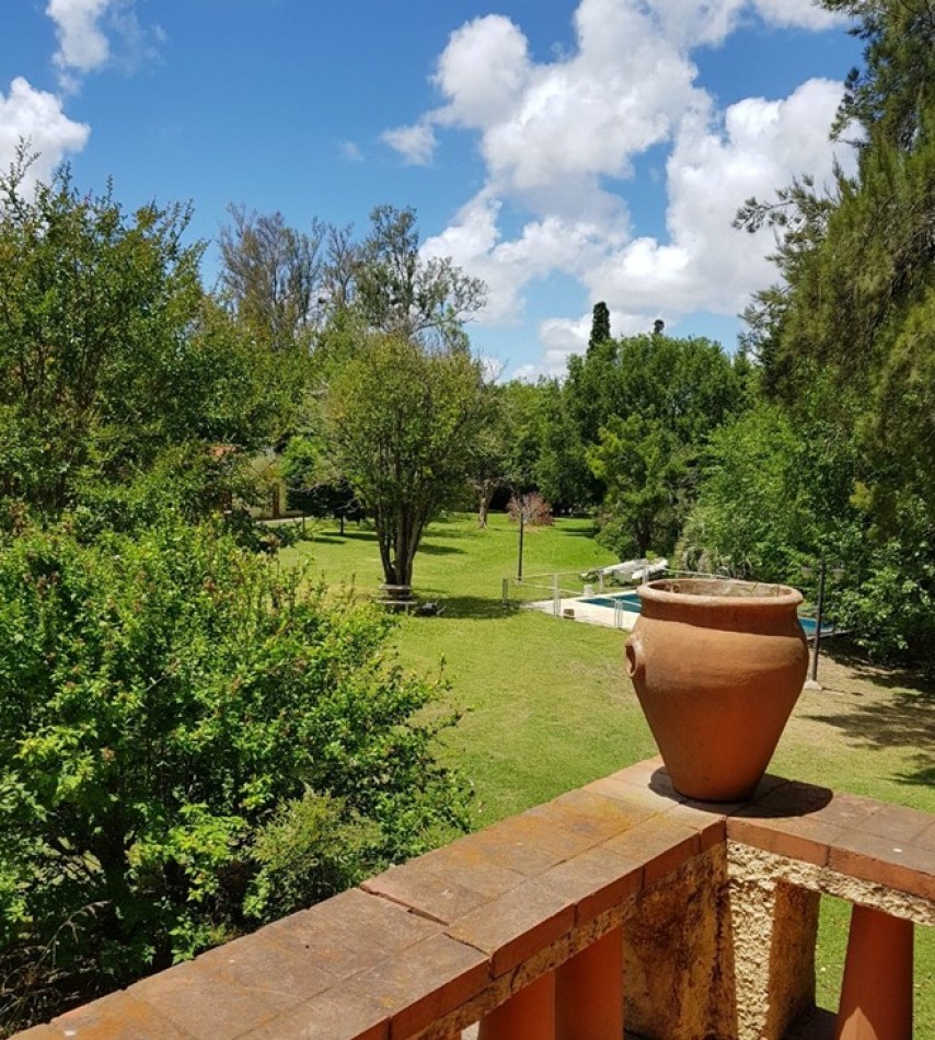 Oliveros, sobre calle Corrientes, Exclusiva propiedad sobre el rio Carcaraña. 13.125m2