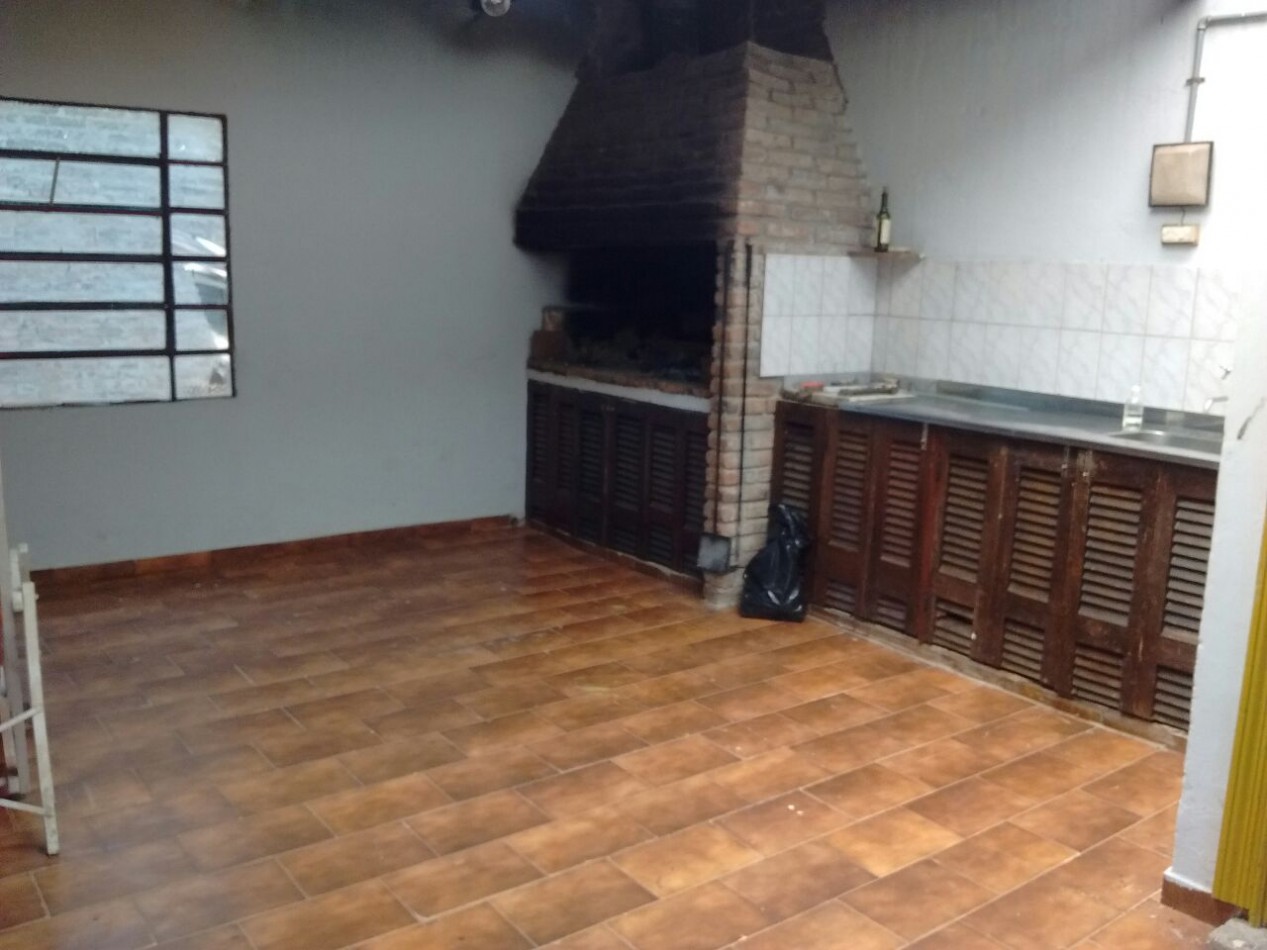 Casa de 2 dorm. en Arroyo Seco, Playa Hermosa - 2 terrenos. 720m2