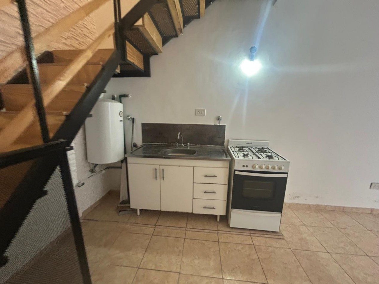 Callao 600, Departamento interno tipo duplex - 1 dormitorio 