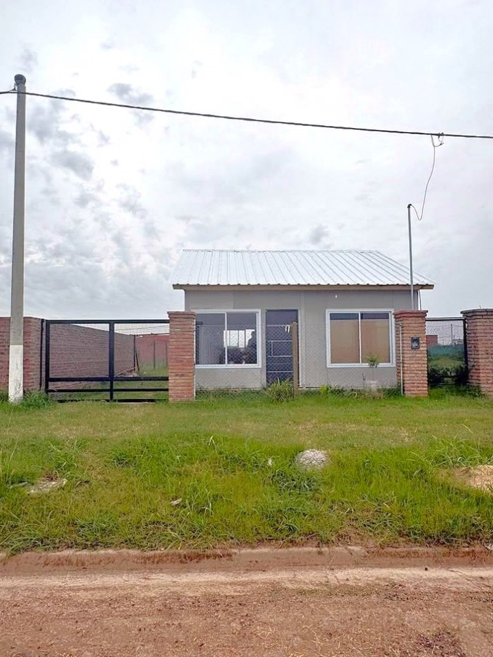 PUEBLO ESTHER, BARRIO JARDINES DE ESTHER, CASA 1 DORMITORIO A TERMINAR