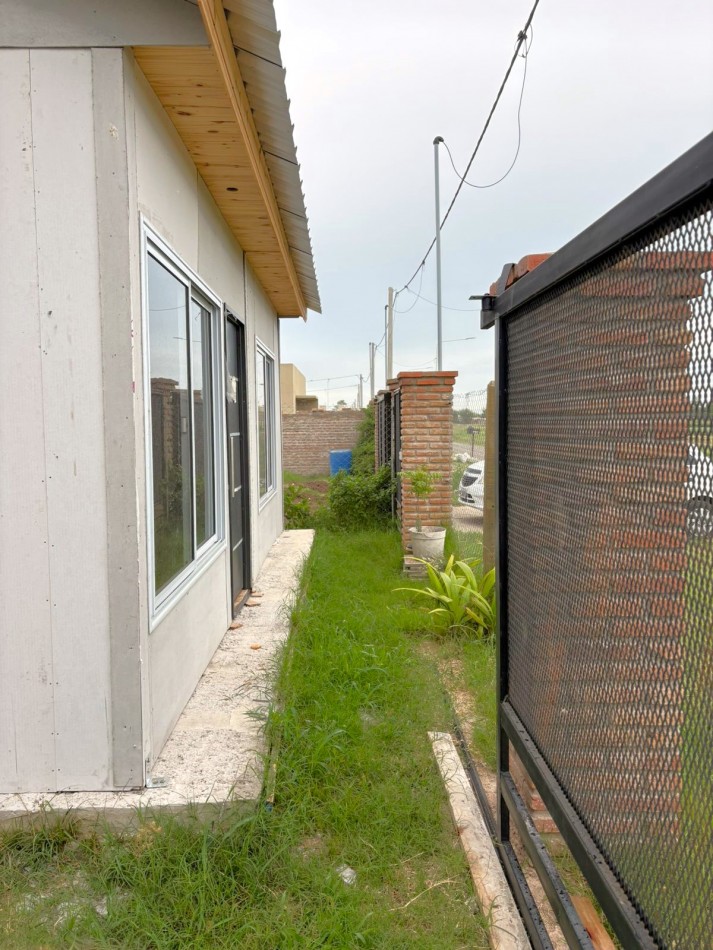 PUEBLO ESTHER, BARRIO JARDINES DE ESTHER, CASA 1 DORMITORIO A TERMINAR