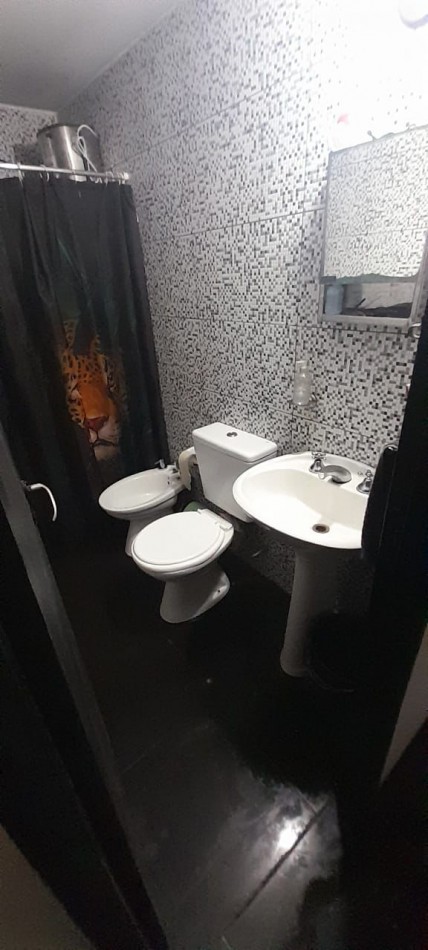 Casa de 2 dormitorios con garage, patio y terraza - Espinosa al 5500
