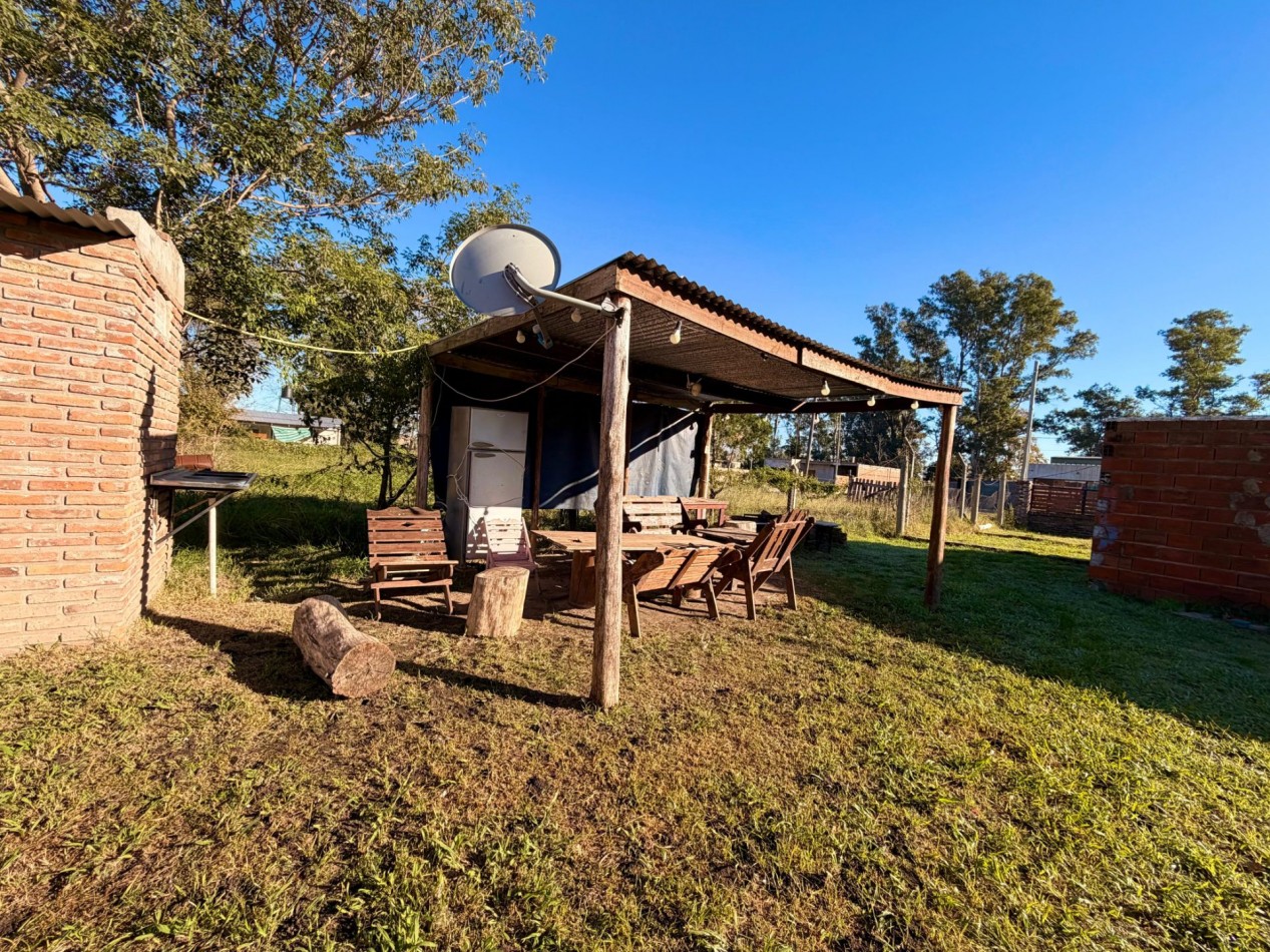 Santa Susana, terreno de 355 m2, con pileta 