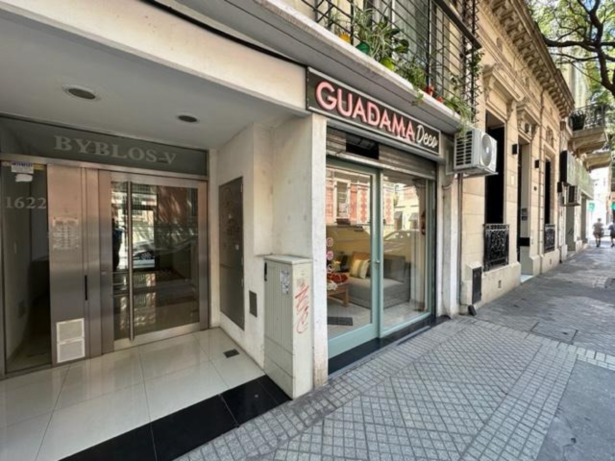 Jujuy 1600, Local Comercial, inmejorable ubicacion 