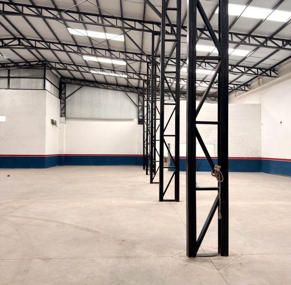 Amplio Galpon 807m2, en venta - Union 2600, Rosario
