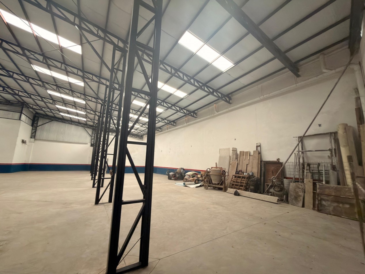 Amplio Galpon 807m2, en venta - Union 2600, Rosario