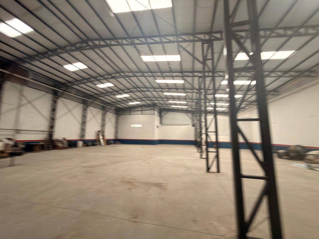 Amplio Galpon 807m2, en venta - Union 2600, Rosario