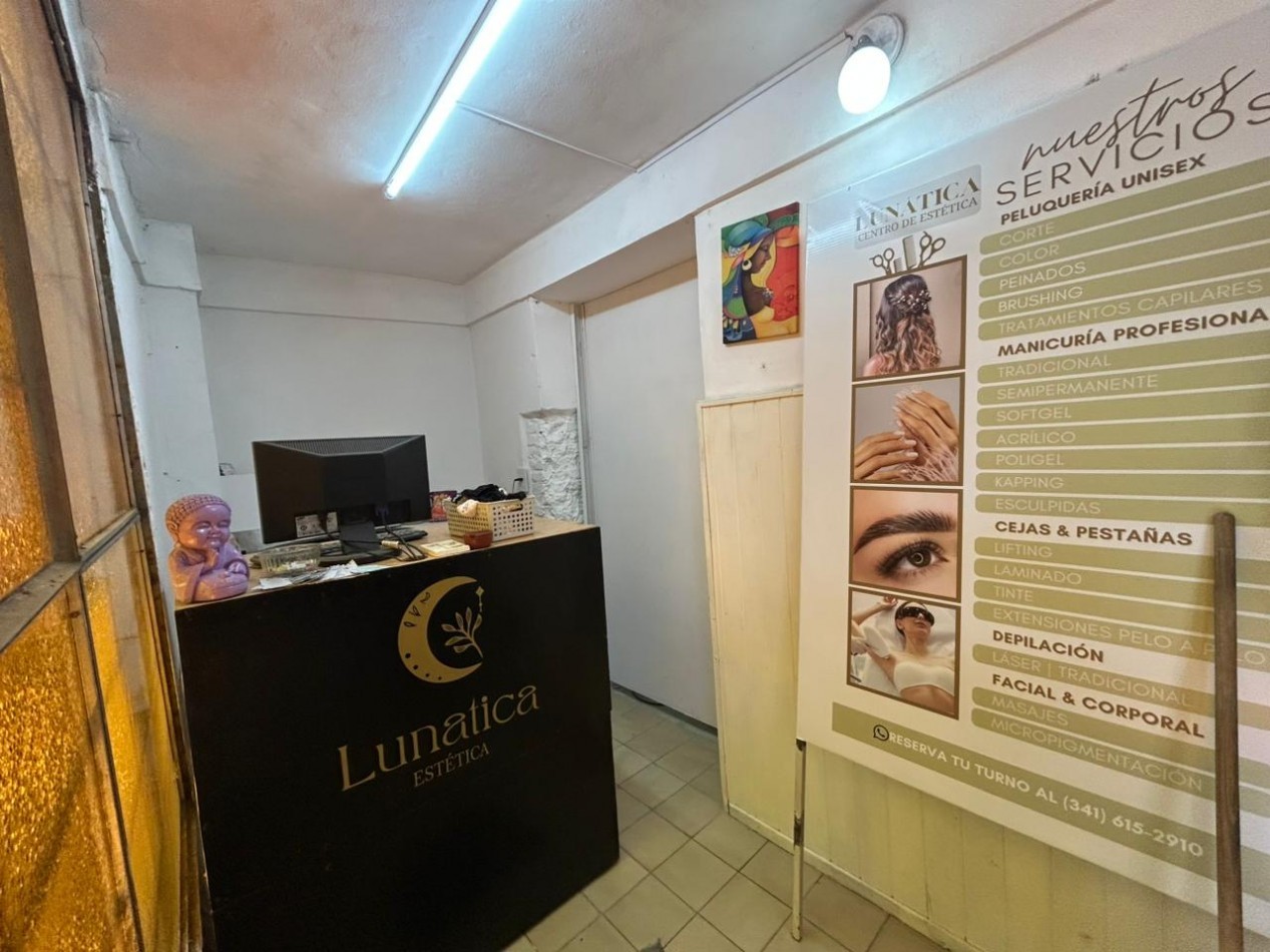 Amplia propiedad, 24 de septiembre 1200, planta alta y baja con acceso independientes! local comercial.