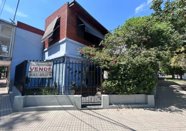 Rueda 1800, esquina Dorrego, 2 dormitorios, quincho. 