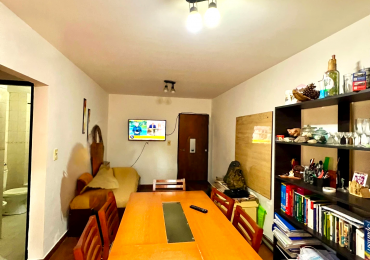 Av Francia 400, excelente oportunidad, muy buen estado, un dormitorio.