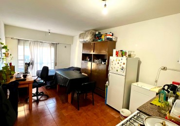 Av Francia 400, ideal oportunidad, muy buen estado, monoambiente con balcon.