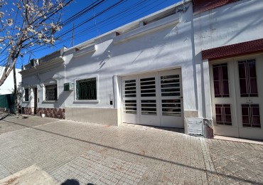 General paz 5200, Dos dormitorios, living comedor, cochera.