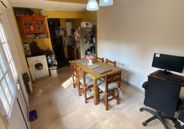 Vuelta Obligado 5000, departamento en planta baja de 1 dormitorio + Fondo de comercio