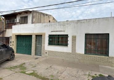 Patricios 600, casa 3 dormitorios, + local comercial.