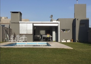 General Lagos, Propiedad un dormitorio, Quincho, Pileta, terreno de 350 m2