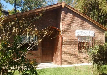 Casa de 2 dorm. en Arroyo Seco, Playa Hermosa - 2 terrenos. 720m2