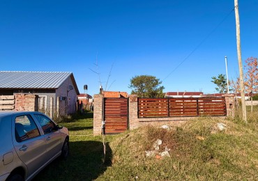 Santa Susana, terreno de 355 m2, con pileta 