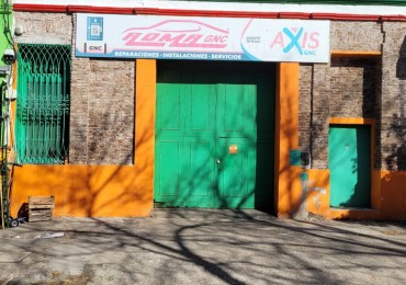 Cochabamba 1300, Galpon Comercial, 197 m2, excelente zona.